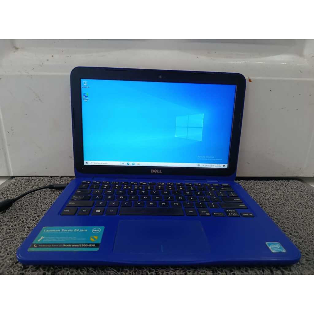 Laptop Dell Inspiron 11 blue  Windows 10 home single language 64-bit  Processor Intel Celeron N3050 