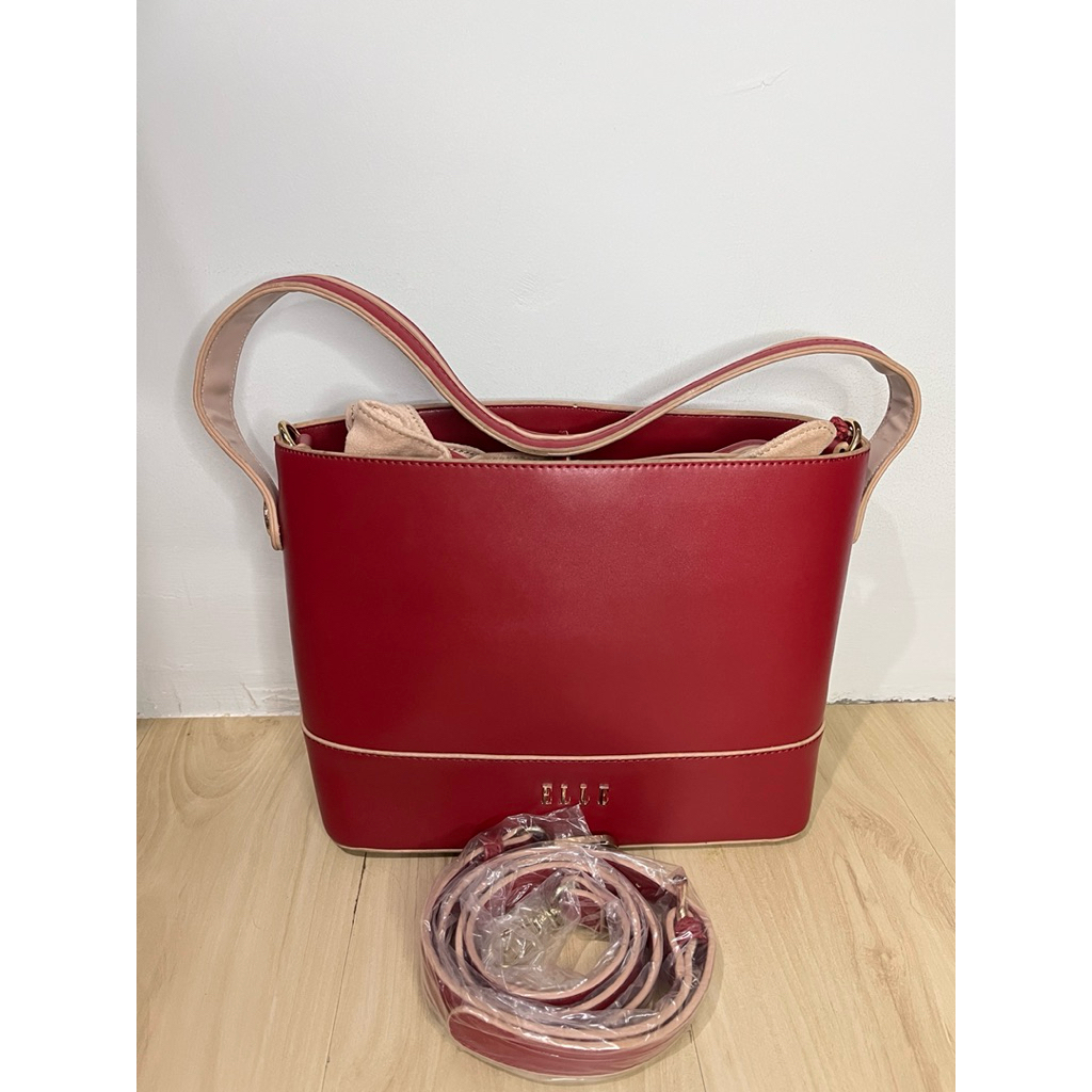 Tas sling bag shoulder bag ELLE original 100% burgundy no defect