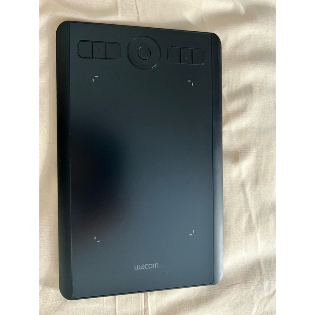 Drawing Tab Wacom Intuos Pro Small – Original Kondisi: Bekas – Terawat – Normal 100%