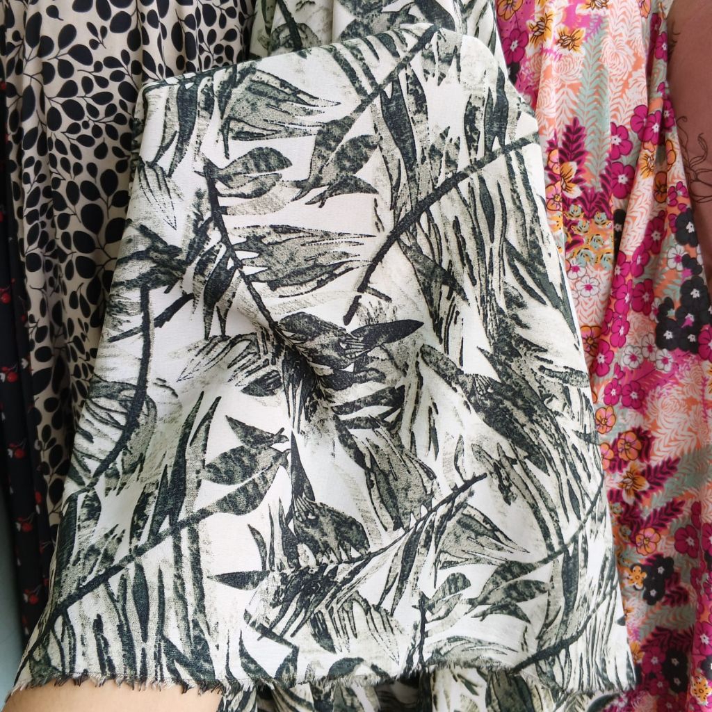 HARGA/0,5 M | KAIN CREPE PREMIUM|KAIN CREPE PREMIUM MOTIF|BAHAN ZARA CREPE PREMIUM|BAHAN CREPE MOTIF