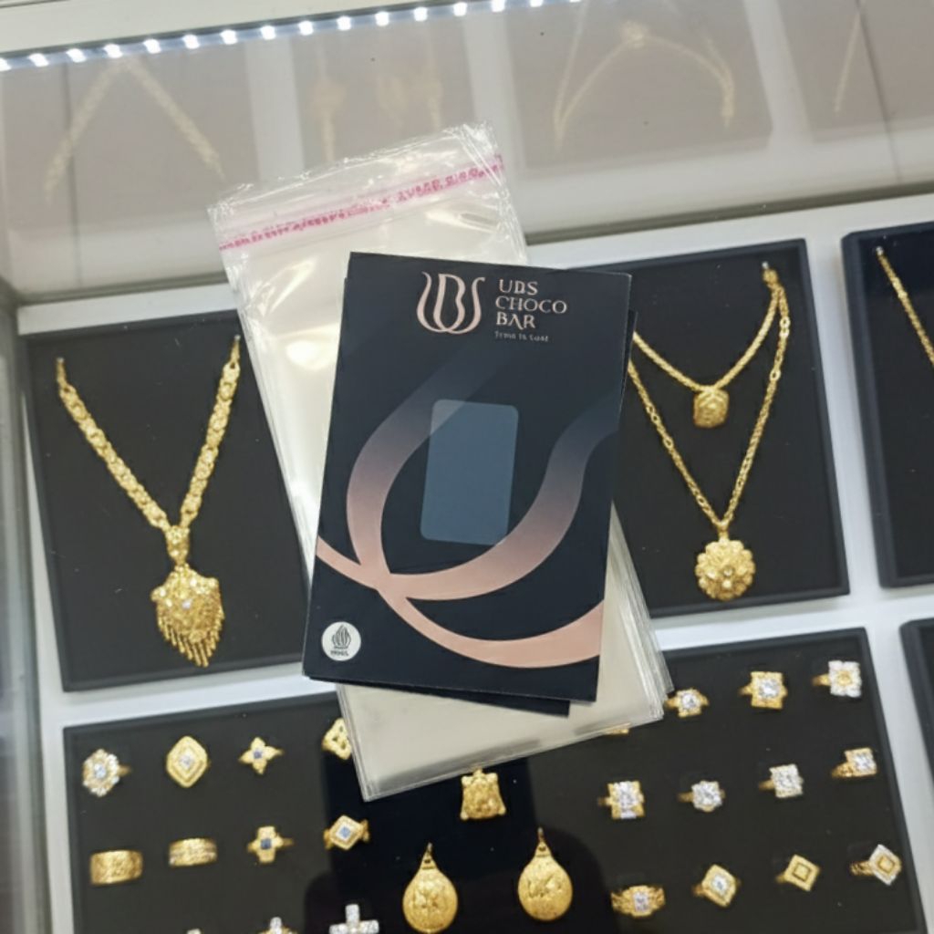 Kertas Card Cokelat UBS 100 Pcs Choco Bar Gold Kartu Plastik