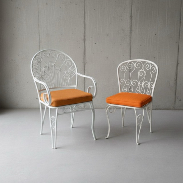 Kursi Merak Besi Vintage / Peacock Chair Cafe Outdoor