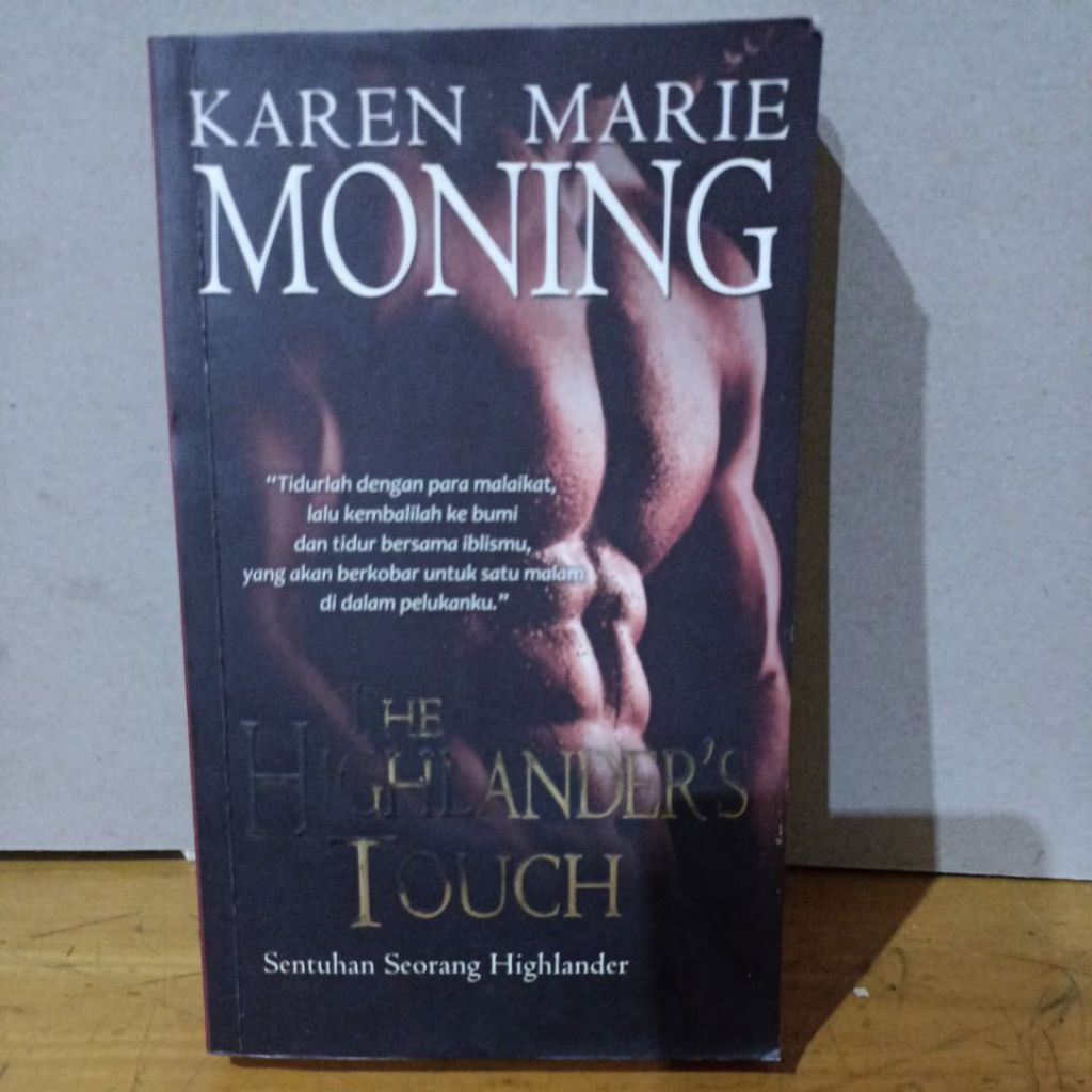 The Highlander's Touch by Karen Marie Moning