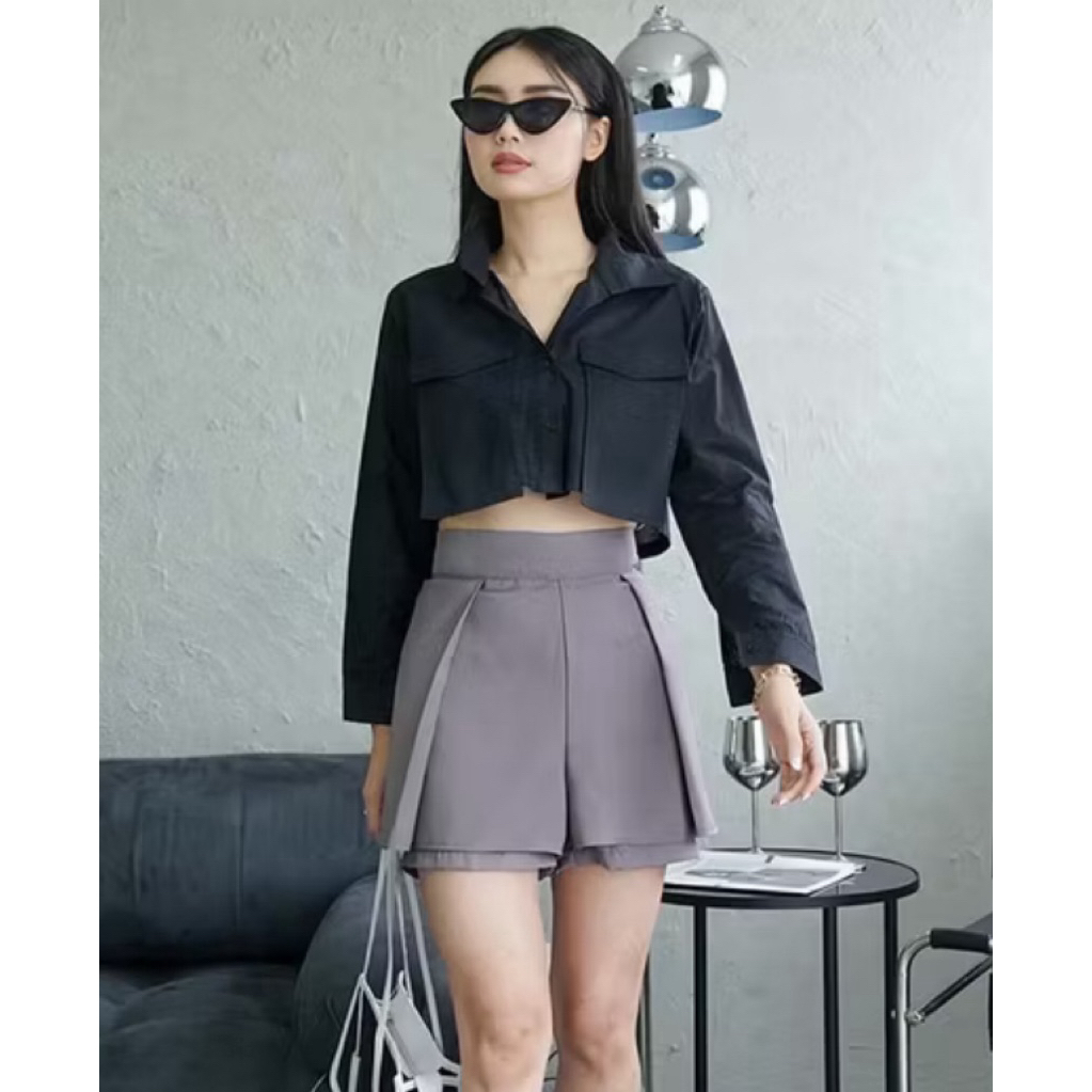 Preloved woopfashion Skort Layer Bernike Rok Celana Wanita