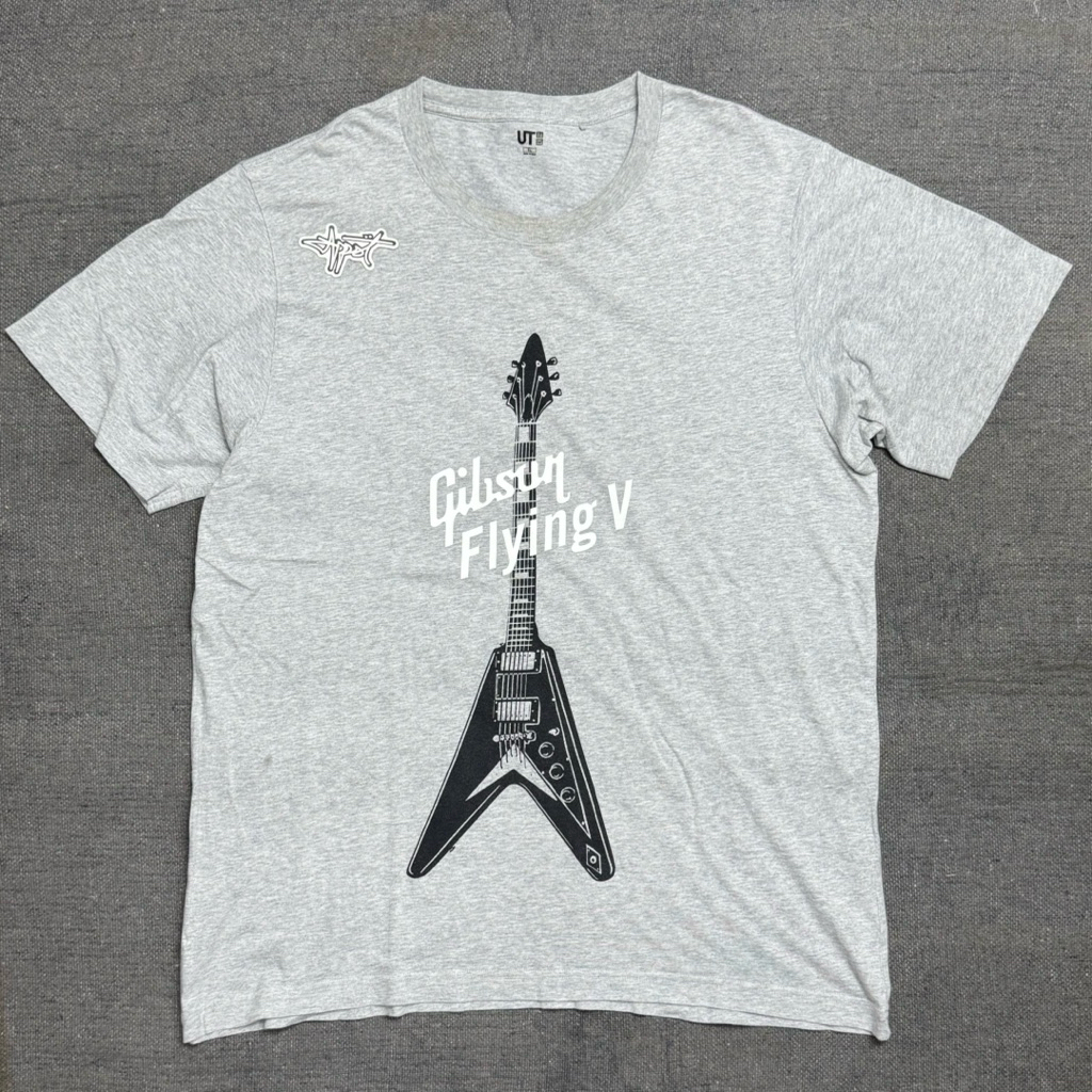 Uniqlo UT x Gibson Flying V print art