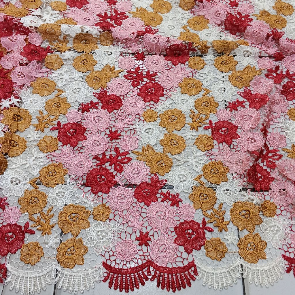 Kain Brokat Prada [0,5m] - kain brokat prada oki - bahan brokat prada motif - bahan brokat prada oki