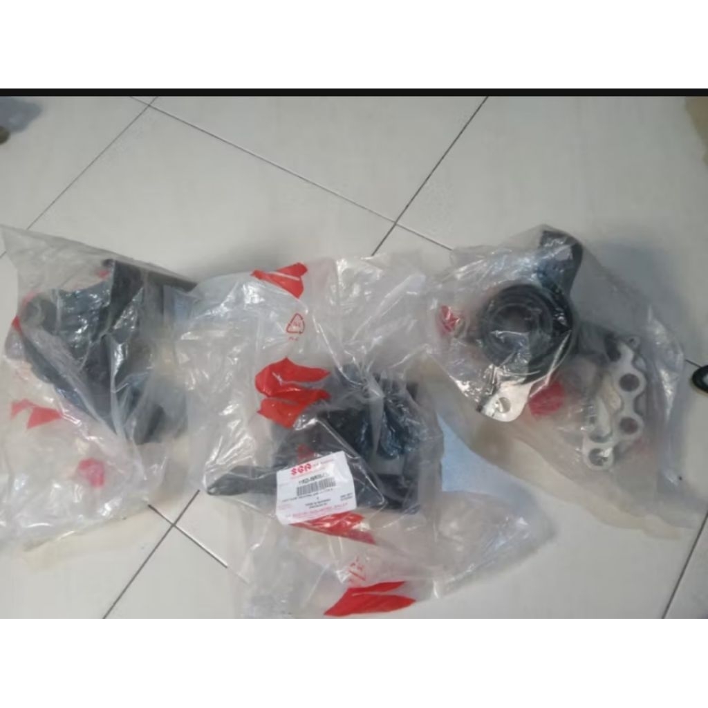 Engine Mounting Ertiga Lama ORI Set