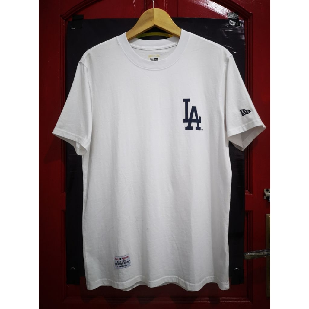 KAOS KASUAL SANTAI NEW ERA X LA