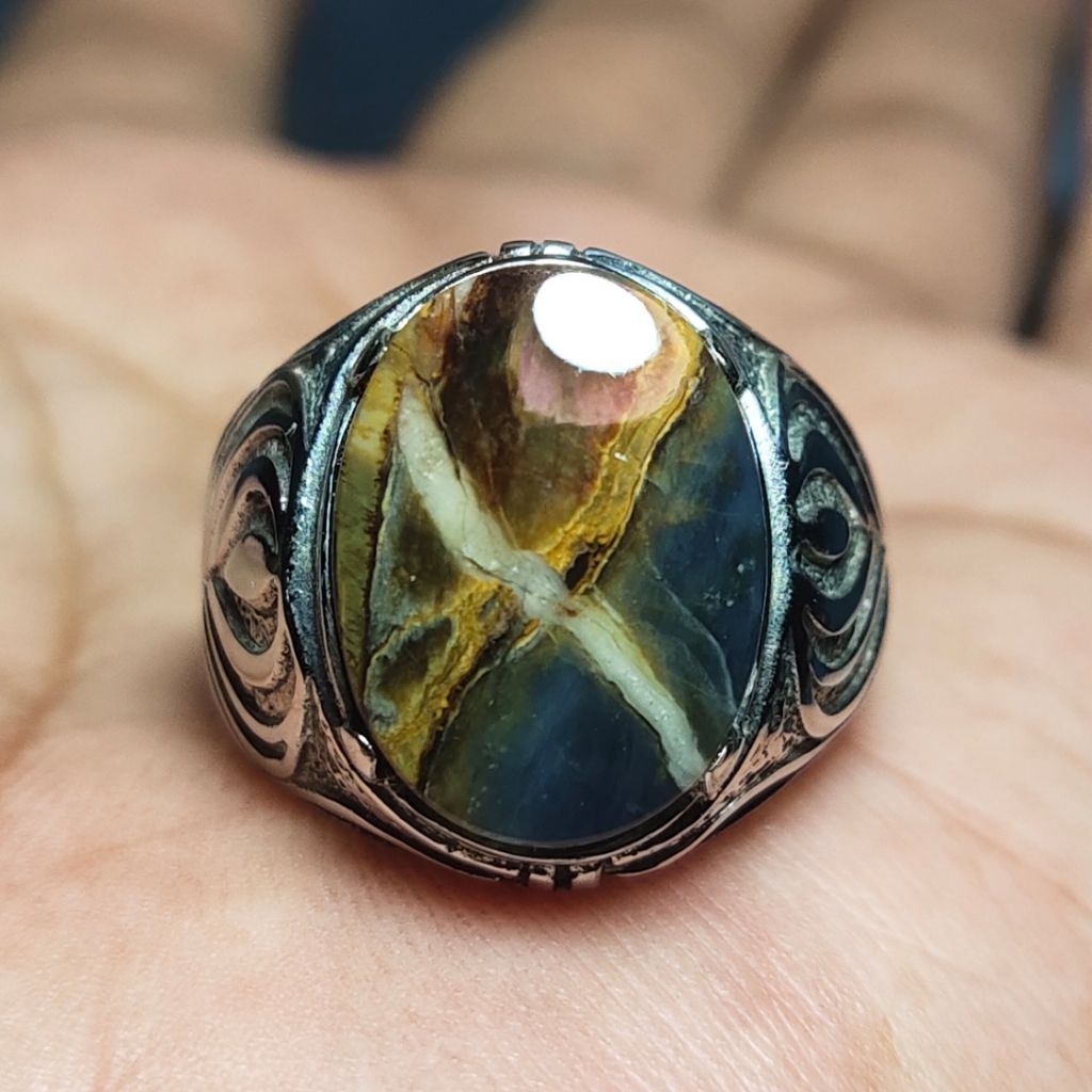 Batu Tapak Jalak Silang - Cincin Batu Blue Opal Motif Tapak Jalak Silang