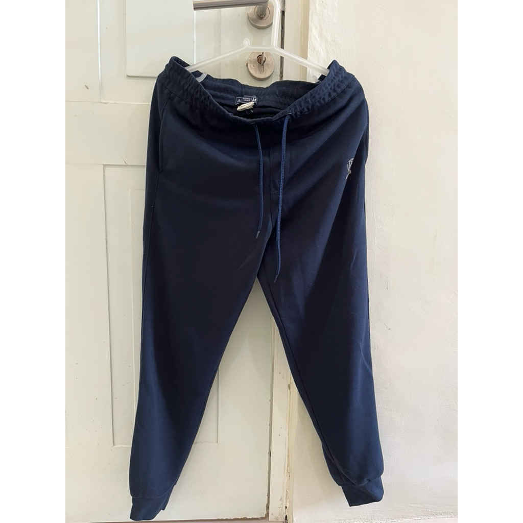 Preloved Celana Panjang Pria / Training Jogger merk Arizona warna Navy Biru size M