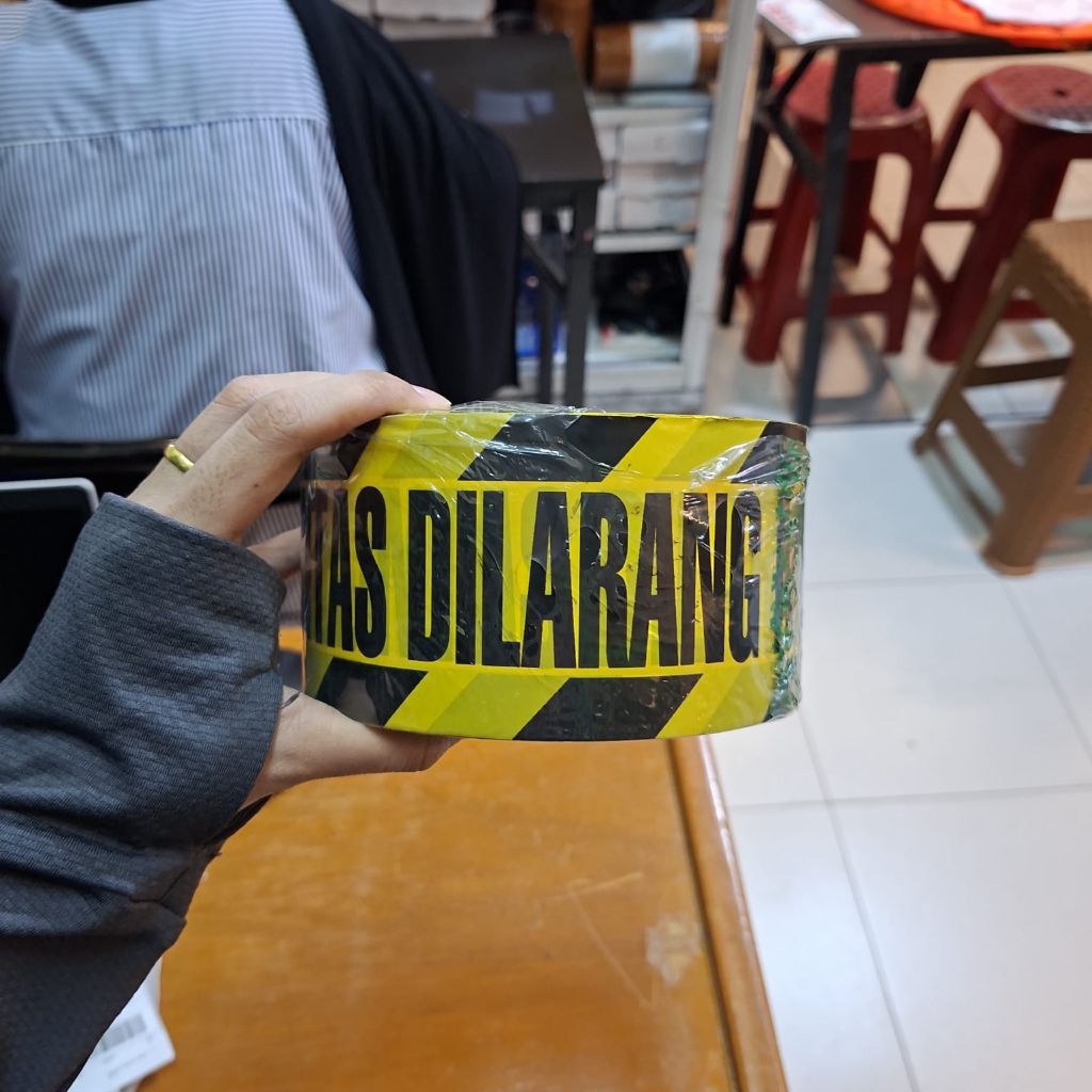 Barricade Tape Dilarang Melintas 3 x 300 / Police Line Kuning Hitam Dilarang Melintas