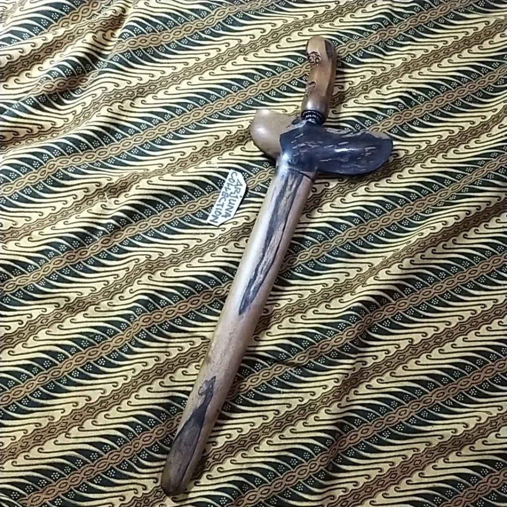 keris Pulanggeni lurus Patrem original sepuh berkualitas
