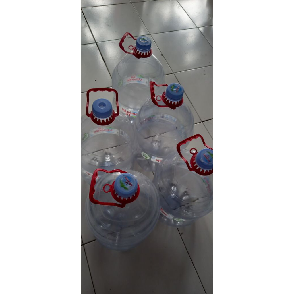 Galon Bekas Le Minerale 15L Lengkap Tutup Gagang Bersih dan Layak Pakai