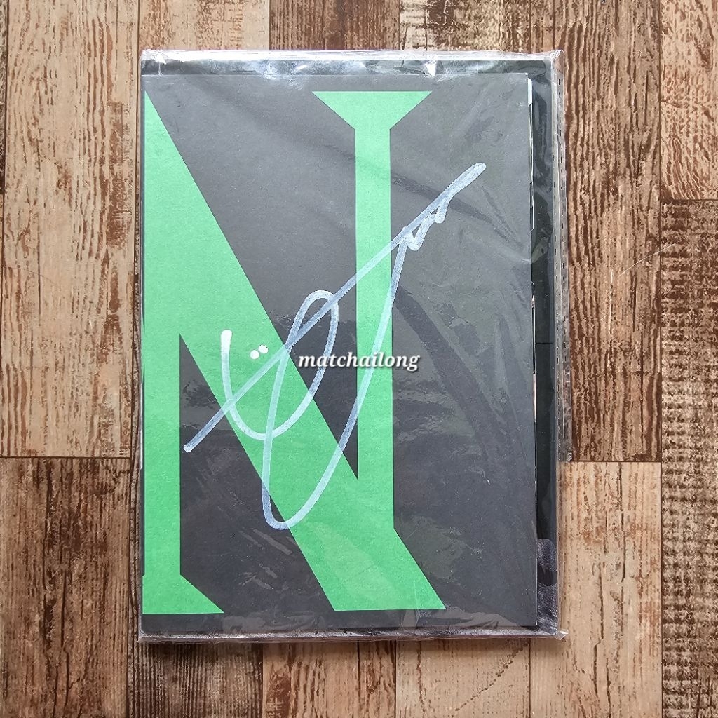 [READY STOCK] SIGNED ALBUM ITZY NOT SHY YUNA