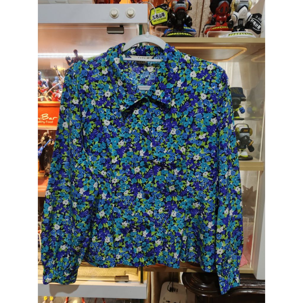 Blus wanita Bermotif Bunga