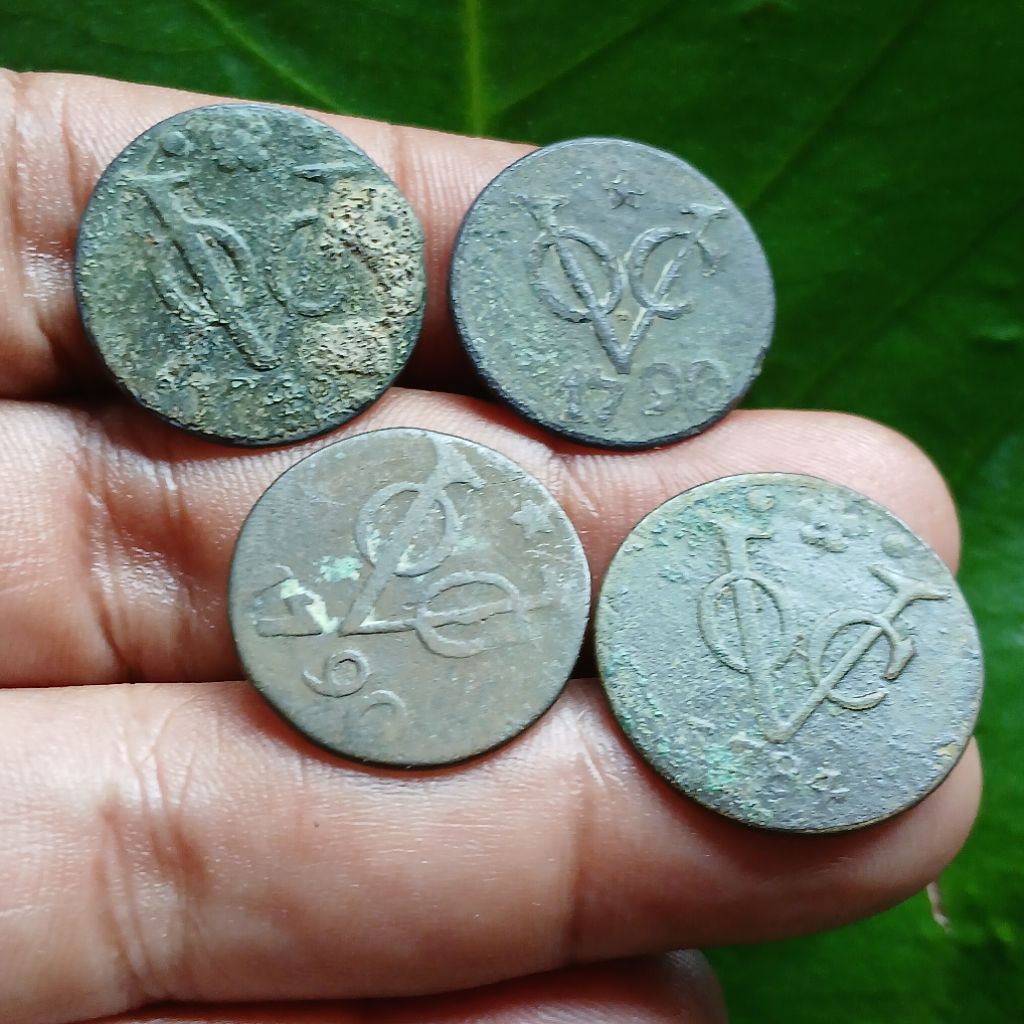 Koleksi Temuan Penyelam Sungai Borongan 4 Biji Koin Kuno VOC