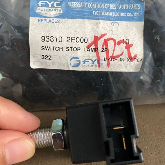 SWITCH STOP LAMP TRAJET / SPORTAGE 2 - FYC (93810 2E000)