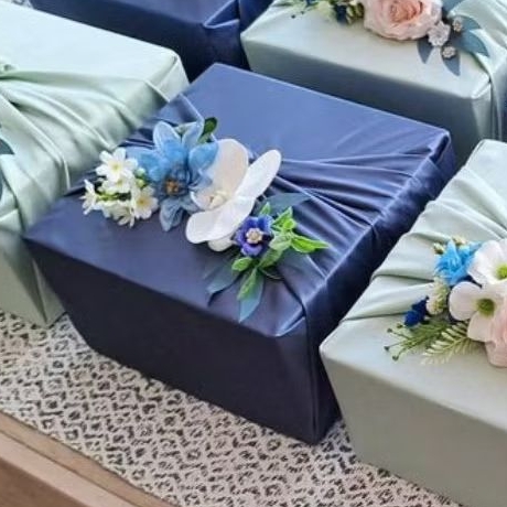 SESERAHAN HIDDEN 1 SET (KAIN SATIN) BOX SESERAHAN HANTARAN BOX HAMPERS