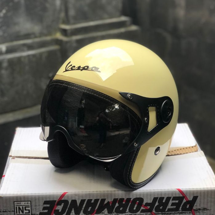 Helm Vespa Cream Visor Italy