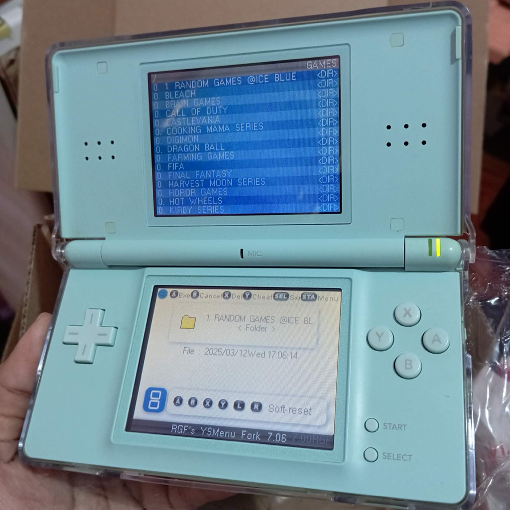 KASET GAME NINTENDO DS R4 SDHC RTS LITE CARTRIDGE GAME NDS LITE DAN MEMORY