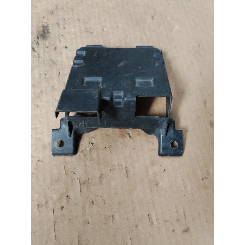 cover tutup aki honda cb 150 R old ori bekas