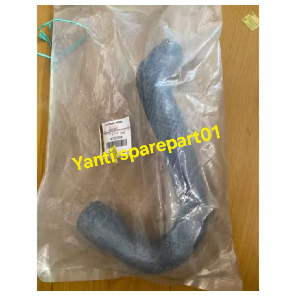 Selang radiator bawah COLT LAMA T120 ORIGINAL MITSUBISHI KTB