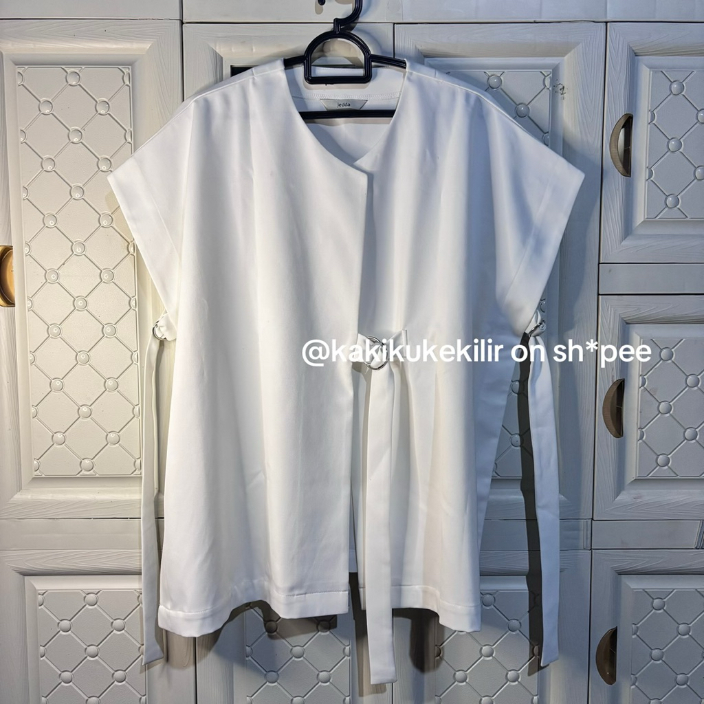 [ Preloved ] JEDDA - Asa Belted Vest White