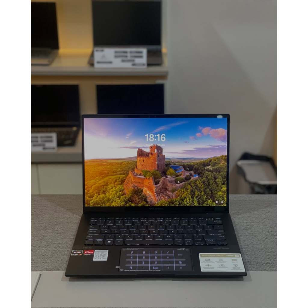 ASUS ZENBOOK 14 AMD RYZEN 7 7730U RAM 16 GB SSD 512 GB