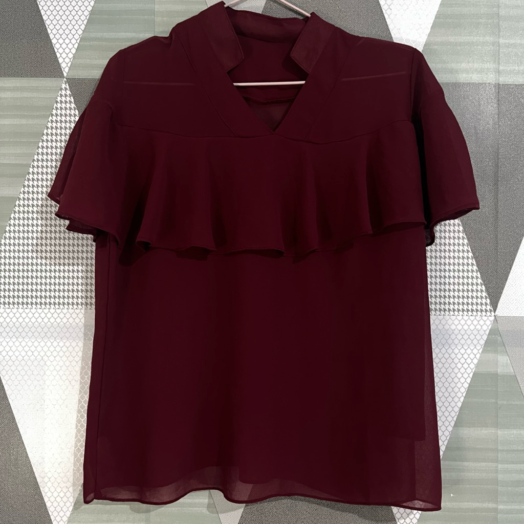 Preloved Atasan Merah Maroon