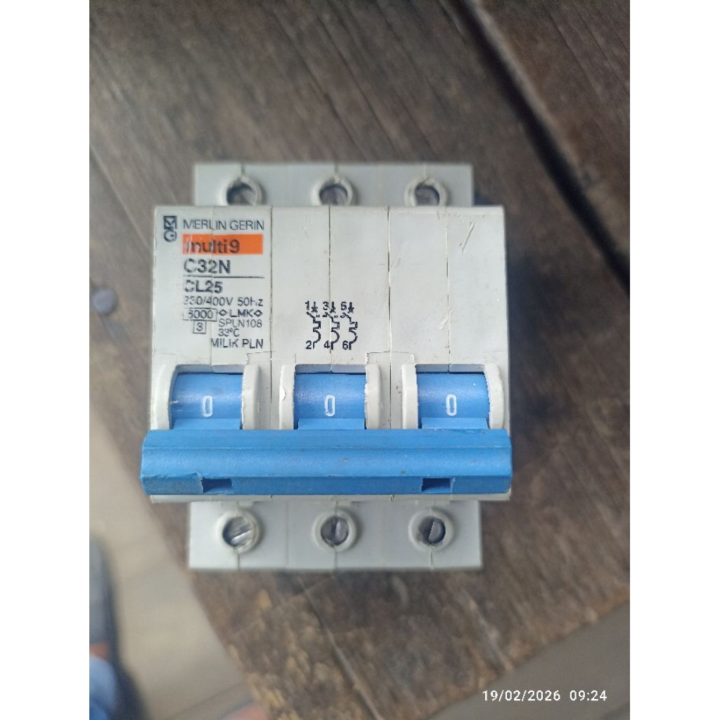 MCB PLN Merlin gerin 3PHASE 10a 16a 20a 25a 35a 50a 63a second ORIGINAL NORMAL mulus polll