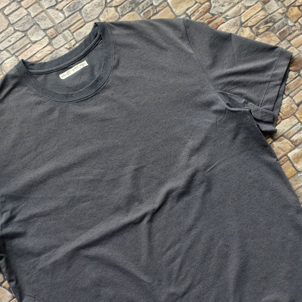 Kaos Fashion pria branded Andar original preloved official tag