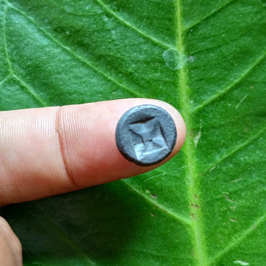 Koleksi Temuan Penyelam Sungai Koin Perak KUNO era Kerajaan Majapahit