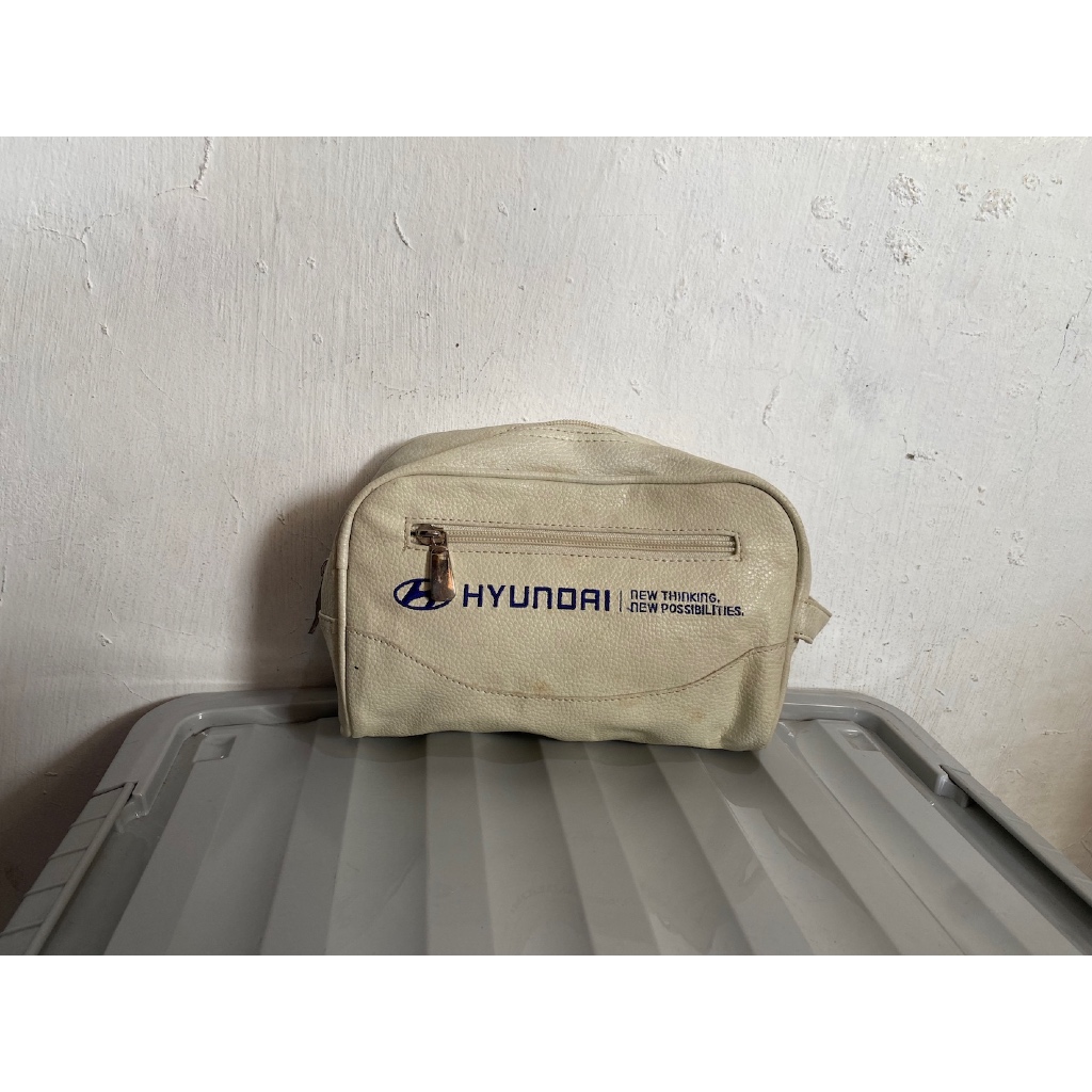 tas pouch pria cowo brand Hyundai kulit full leather putih preloved