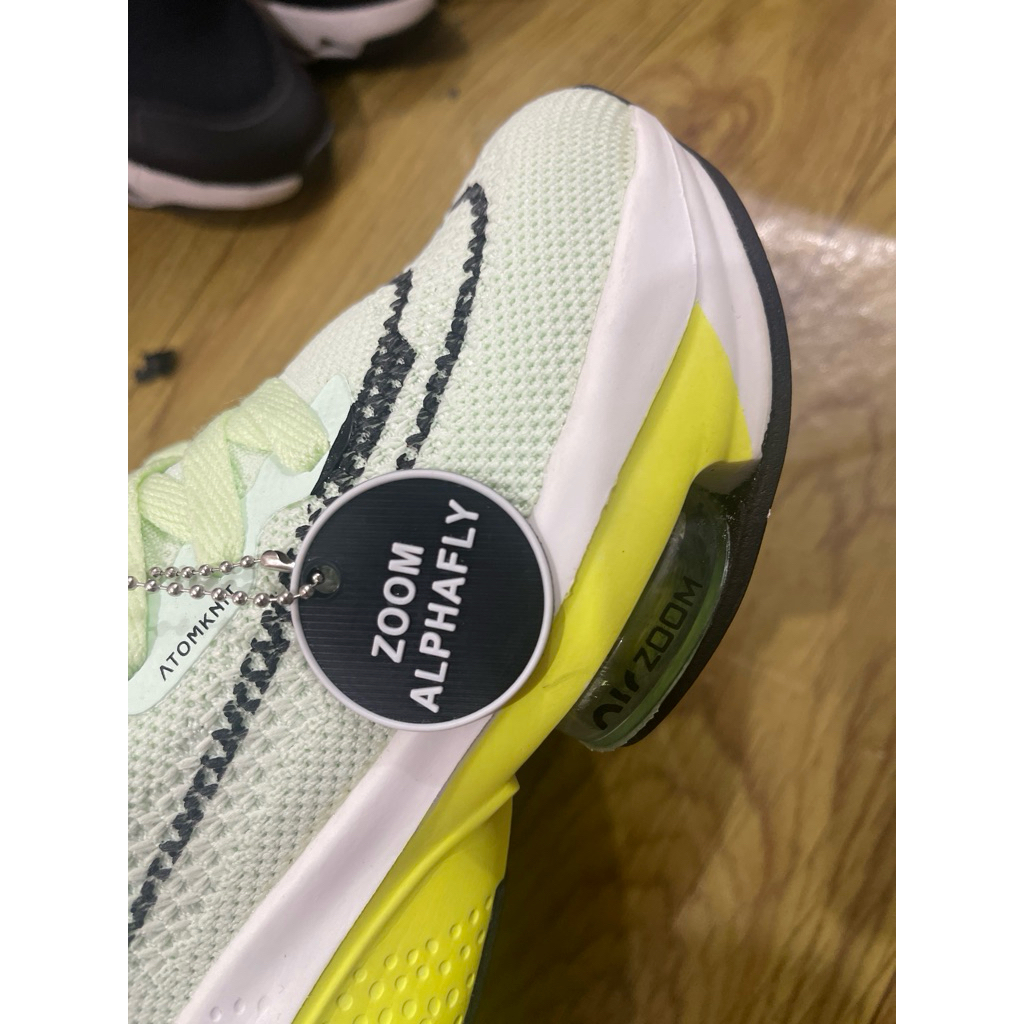 sale sepatu hijau running 41 dan 43