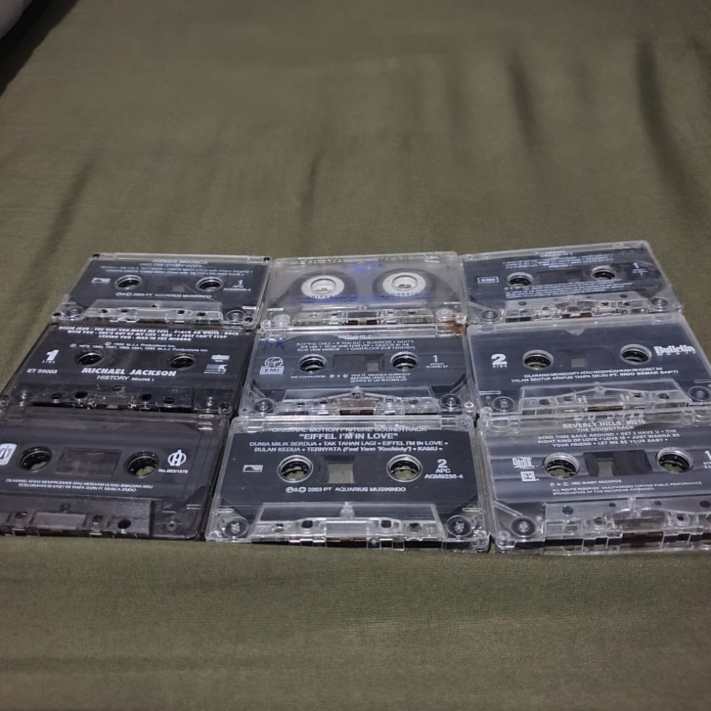 Kaset pita tanpa cover