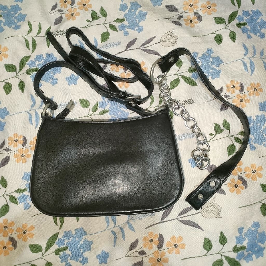 (Preloved) Bostanten Tas Bahu Wanita Tas Selempang Wanita Tas Rantai Baca Deskripsi