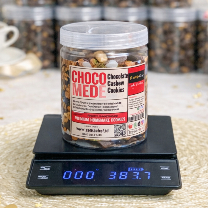 CHOCO MEDE Cookies Kue Kering Cokelat Kacang Mede Premium Butter Spesial Lebaran Kemasan Hardtop 350gr dan Jar 750ml by RaMaChef