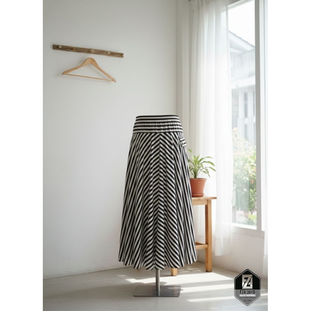 Rok Payung Warna Hitam Putih
