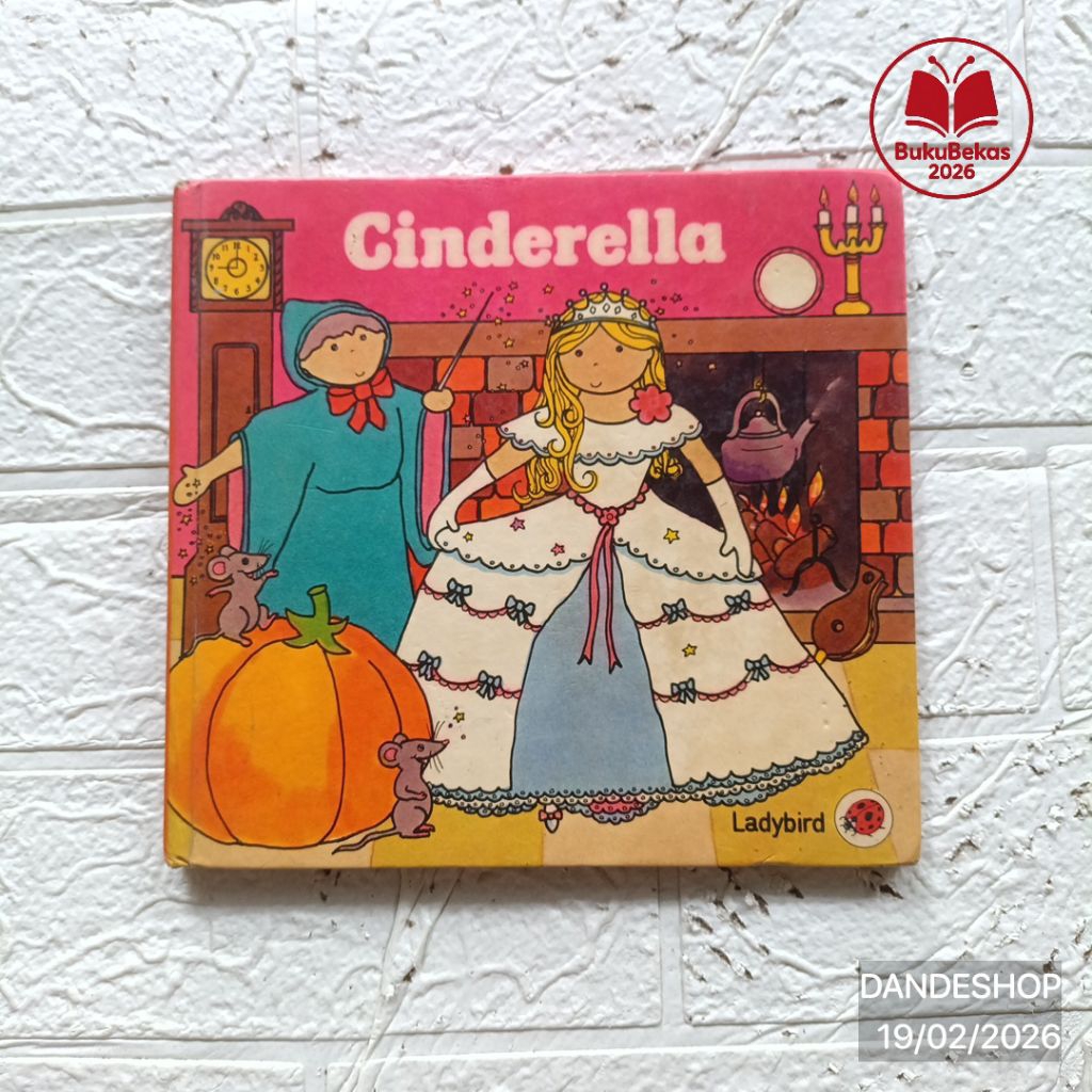 (hardcover) Cinderella - Ladybird (english) - Buku Cerita Anak Bekas Preloved