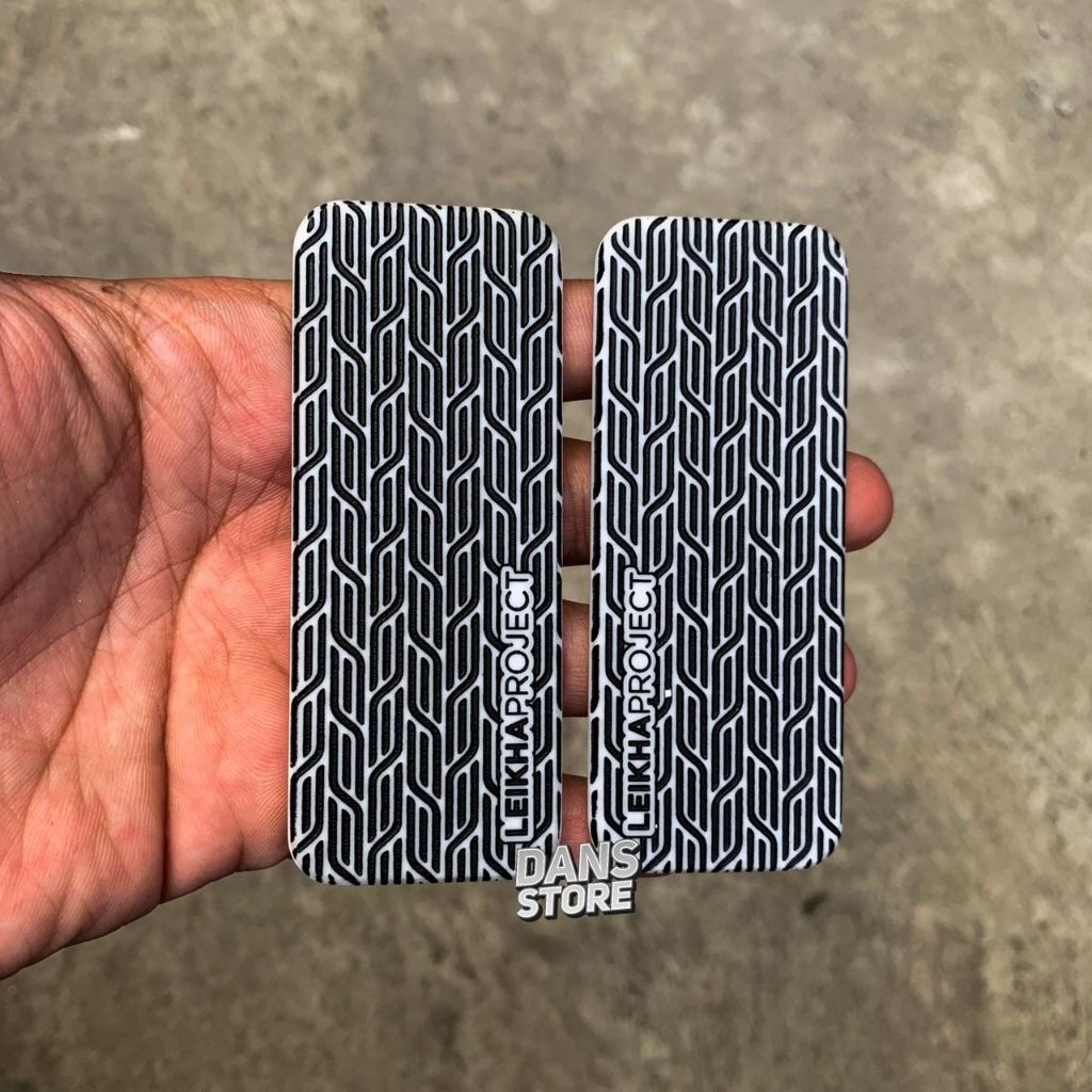 Panel Akrilik Casing Tutup Batre T99 White Black Seamless