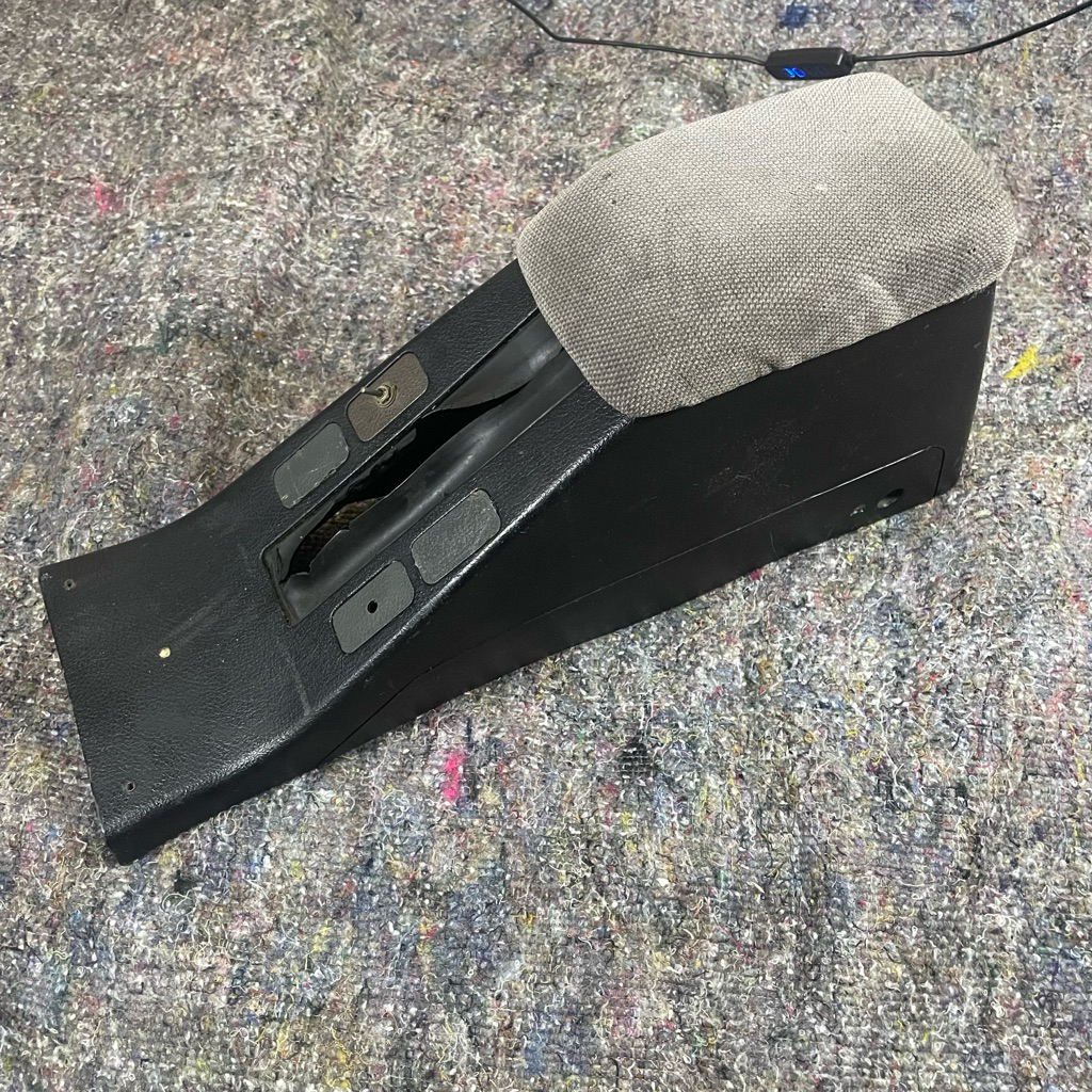 Armrest Original Honda Accord Maestro 4WS Sandaran Tangan Konsol Tengah