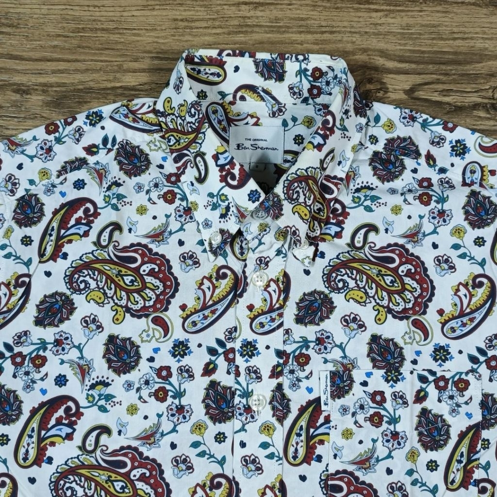 Ben Sherman Men's Paisley Print Shirts - Ecru
