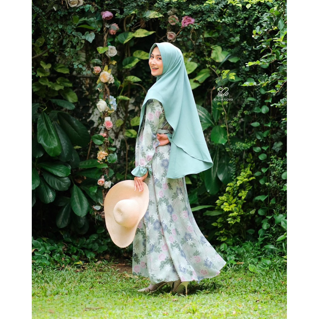 Preloved Adrienne Dress by Sheika Hijab