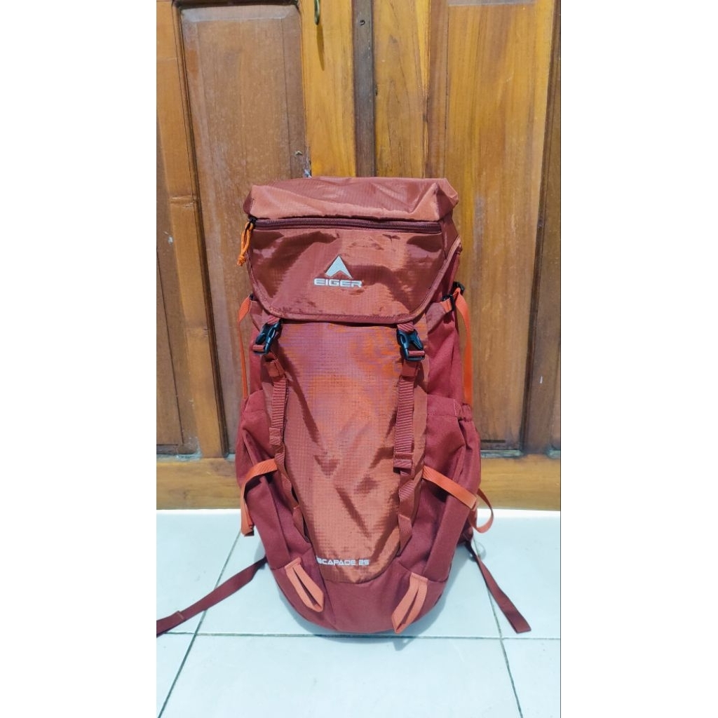 TAS GUNUNG EIGER ESCAPADE 25