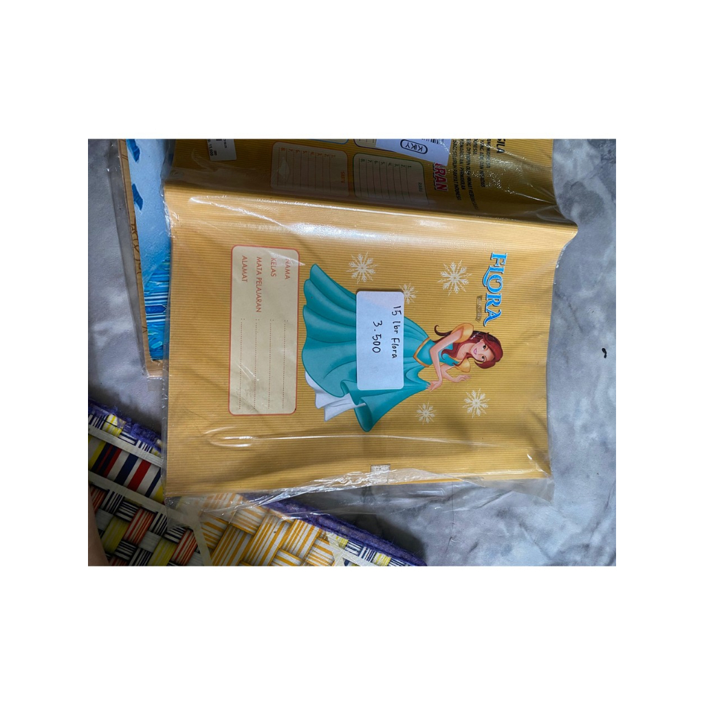 [NEW] Sampul Buku Karakter (Flora, Frozen, Marsha and The Bear, Kudapony, Hellokitty)