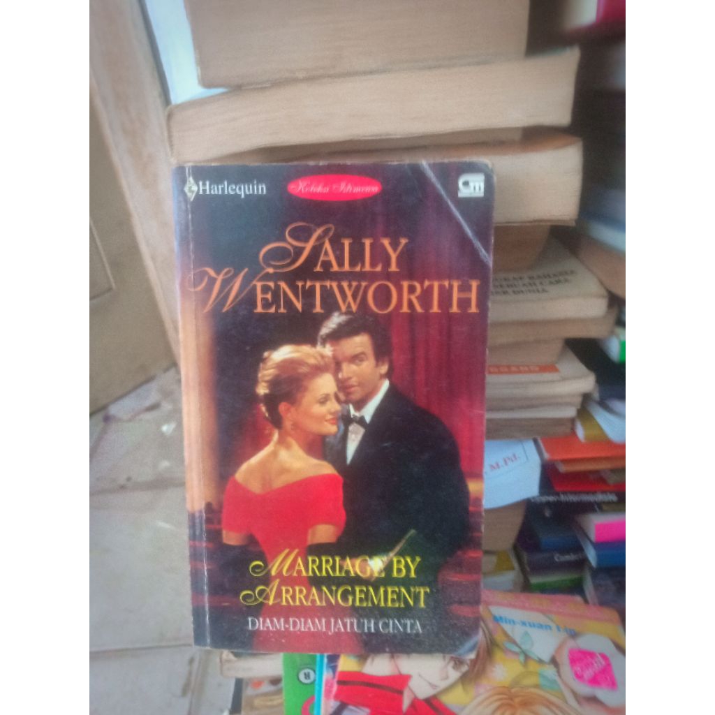 buku novel Harlequin Diam-diam jatuh cinta