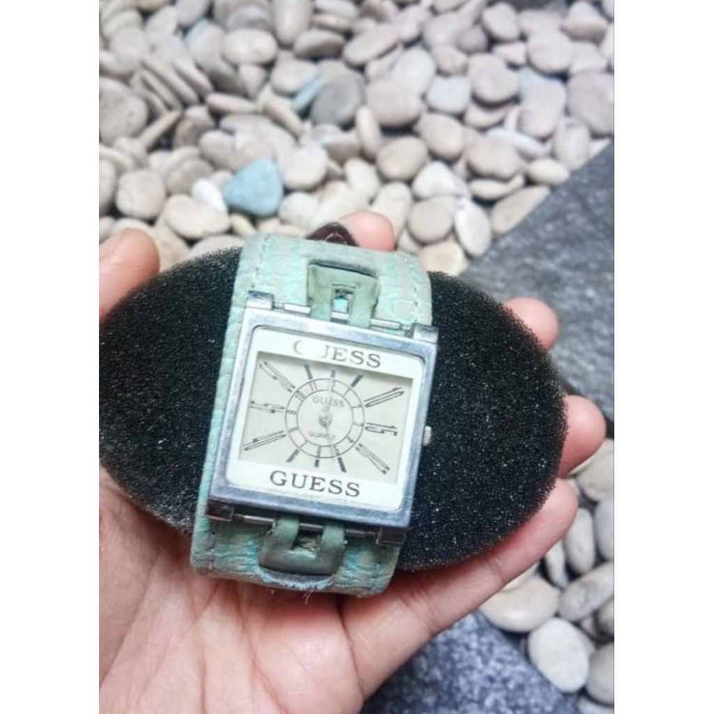 jam tangan guess gaban