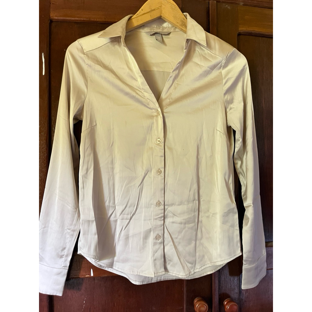 Kemeja satin || preloved