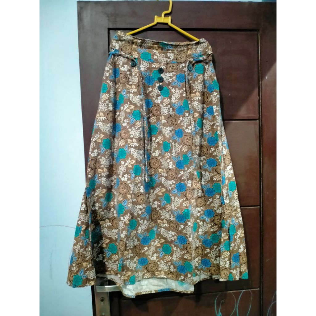 PL rok panjang wanita