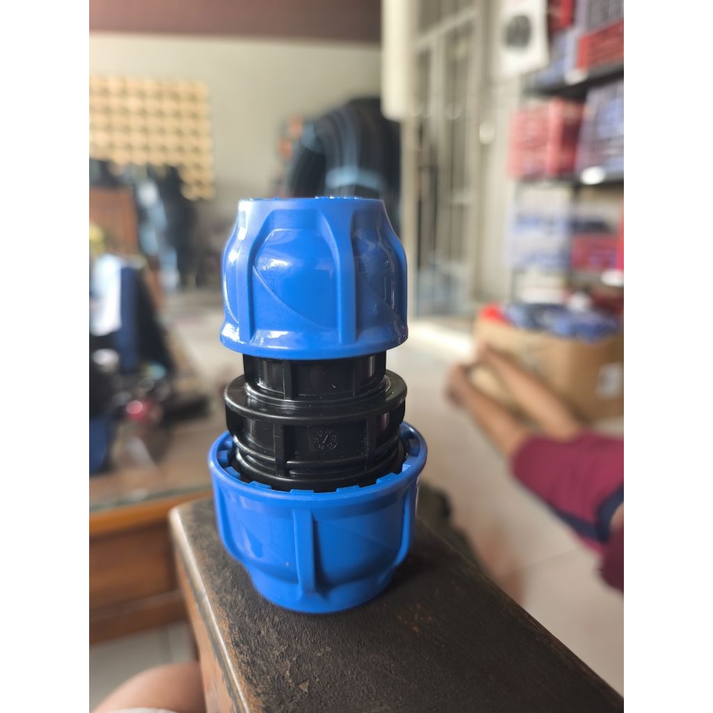 REDUCER PIPA HDPE 1 INCH KE 3/4 INCH